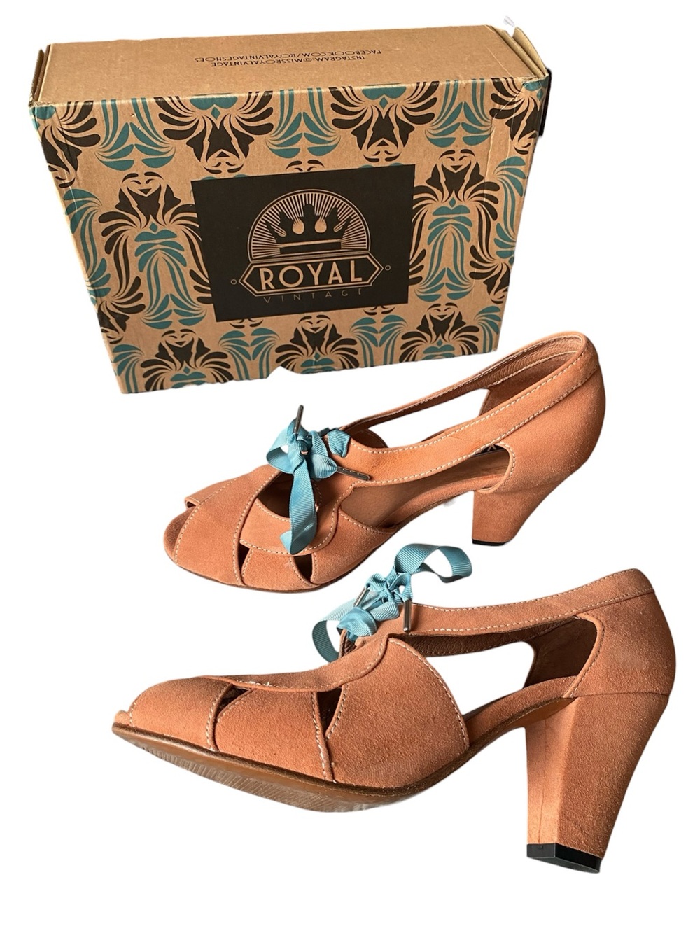 American Duchess Royal Vintage Coral Shoes Suede Sz 10 Cuban heel 1940s in Box